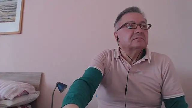 YOU6me online show from November 2025 10:34:02 AM