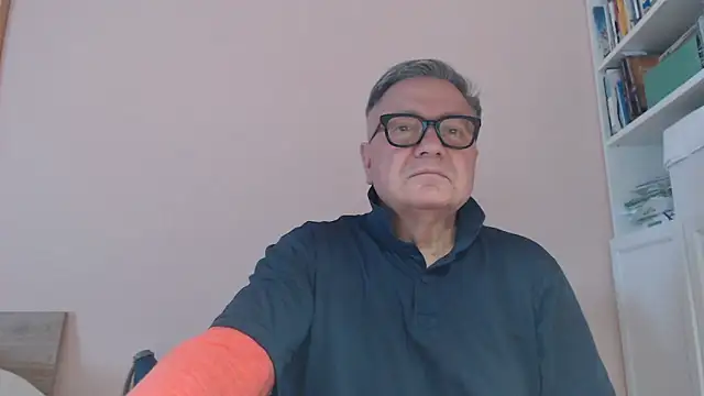 YOU6me online show from May 2026 03:29:02 PM