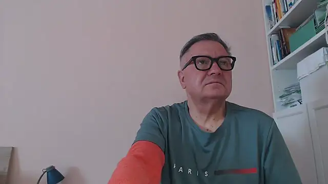 YOU6me online show from May 2026 07:28:02 AM