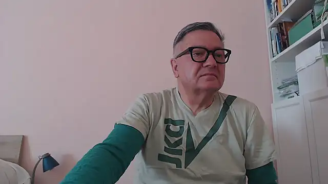 YOU6me online show from May 2026 07:48:02 AM
