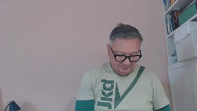 YOU6me online show from May 2026 07:38:02 AM