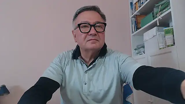YOU6me online show from May 2026 08:09:01 AM