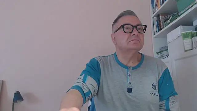 YOU6me online show from July 2026 07:21:01 AM