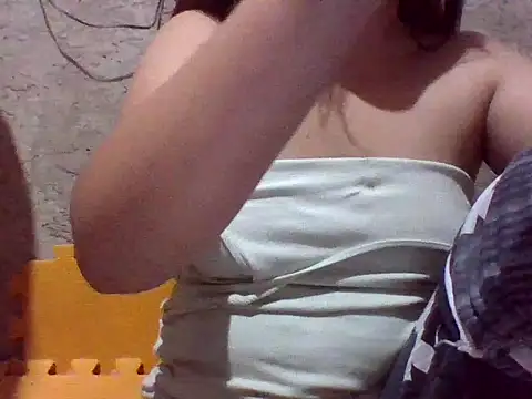 Snapshot of Beatrice143 chatting on October 2025 09:16:01 PM Beatrice143 online show from October 2025 09:16:01 PM