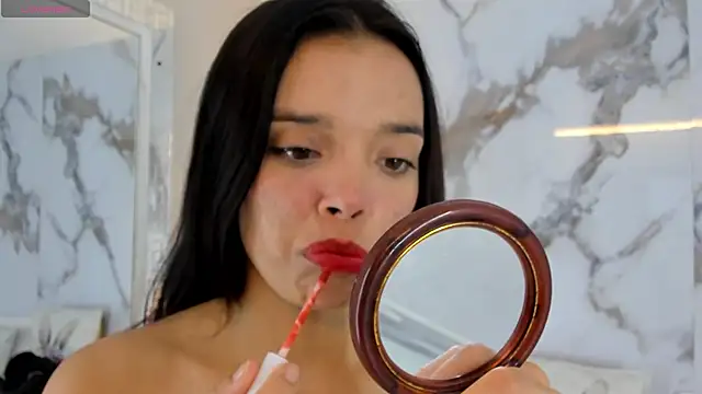 hannahill69 online show from January 2025 04:15:01 AM