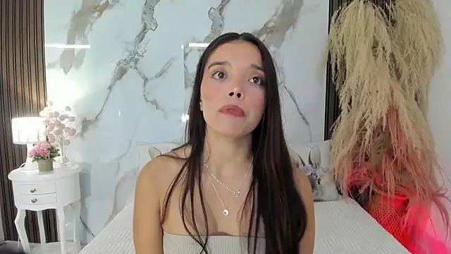 hannahill69 online show from November 2025 04:57:02 AM