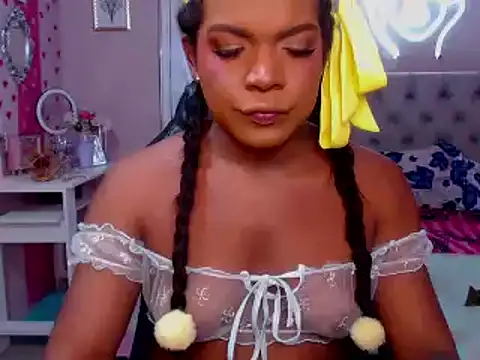 alexa rodriicum online show from October 2025 07:58:01 PM