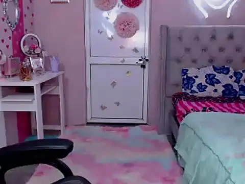 alexa rodriicum online show from November 2025 12:37:02 PM