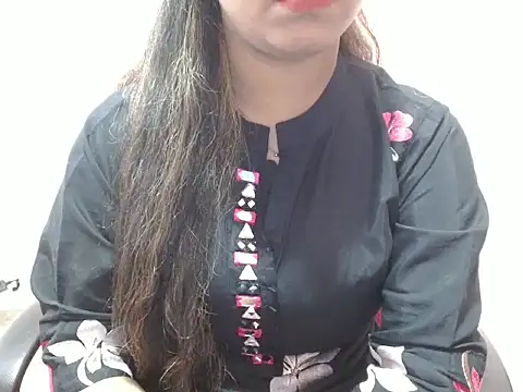 Snapshot of LovingPihu chatting on February 2025 08:21:01 AM LovingPihu online show from February 2025 08:21:01 AM