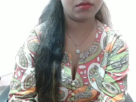 Snapshot of LovingPihu chatting on February 2025 08:29:02 AM LovingPihu online show from February 2025 08:29:02 AM