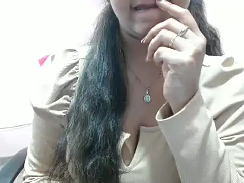 Snapshot of LovingPihu chatting on March 2025 11:58:02 AM LovingPihu online show from March 2025 11:58:02 AM