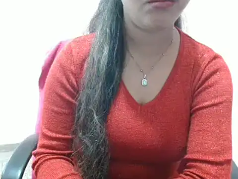 Snapshot of LovingPihu chatting on March 2025 04:56:01 AM LovingPihu online show from March 2025 04:56:01 AM