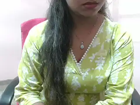 Snapshot of LovingPihu chatting on March 2025 05:41:02 AM LovingPihu online show from March 2025 05:41:02 AM