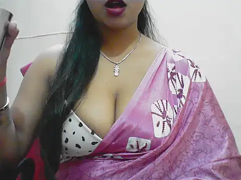 LovingPihu online show from May 2026 05:47:02 AM