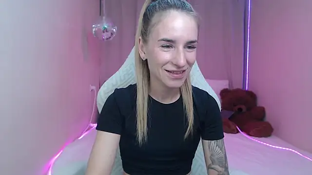 DeboraHorny online show from May 2026 06:11:01 AM