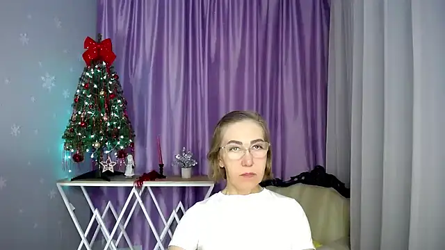 queen a n i online show from February 2026 07:53:02 AM