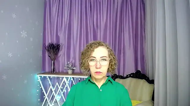 queen a n i online show from May 2026 08:33:02 AM