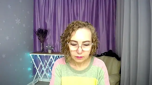 queen a n i online show from July 2026 07:03:01 AM