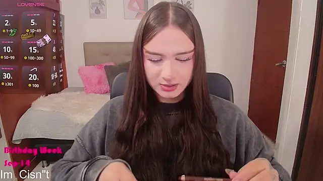 Miley Baker online show from September 2025 01:44:02 PM