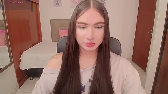 Miley Baker online show from January 2026 02:43:02 PM