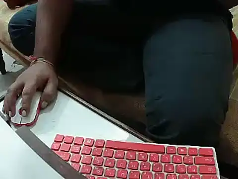 Snapshot of FUN4TIPS chatting on January 2025 01:49:01 PM FUN4TIPS online show from January 2025 01:49:01 PM