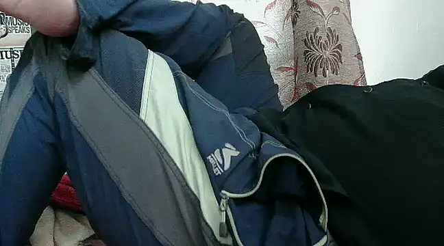 Snapshot of FUN4TIPS chatting on January 2025 09:55:01 AM FUN4TIPS online show from January 2025 09:55:01 AM