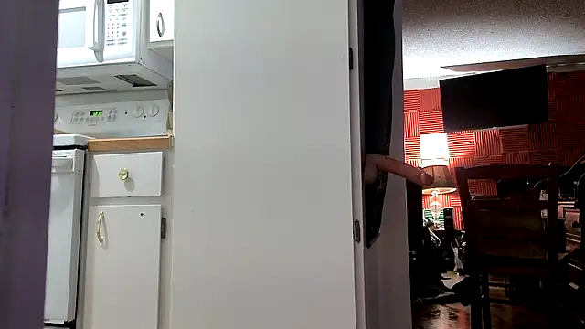 Snapshot of TheHellBilly chatting on December 2025 07:10:02 PM TheHellBilly online show from December 2025 07:10:02 PM