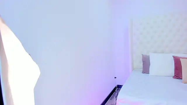 Snapshot of GraceCartier chatting on December 2024 05:45:02 AM GraceCartier online show from December 2024 05:45:02 AM