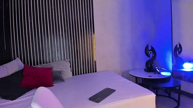 Snapshot of GraceCartier chatting on December 2024 04:08:02 PM GraceCartier online show from December 2024 04:08:02 PM