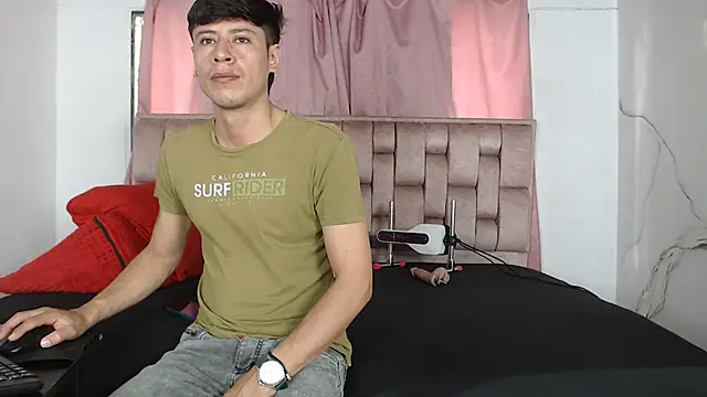 Sexytaty2022 online show from April 2026 12:43:02 PM