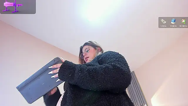 EYMI TOMSOM online show from March 2025 02:40:02 PM