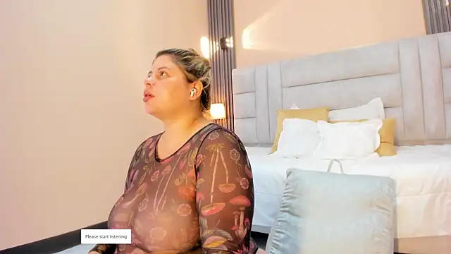 EYMI TOMSOM online show from November 2025 10:37:02 AM