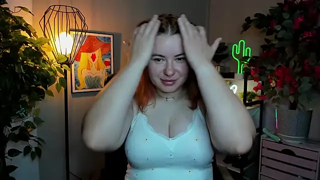 LAYLAxSTAR online show from September 2025 06:34:01 AM