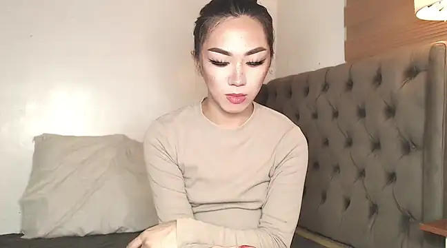 Snapshot of Local_Hoelyx chatting on February 2025 02:54:02 PM Local Hoelyx online show from February 2025 02:54:02 PM