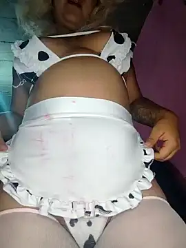 Snapshot of elfo_del_infierno chatting on December 2024 08:07:02 PM elfo del infierno online show from December 2024 08:07:02 PM