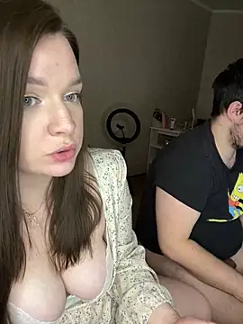 Snapshot of HellMoor chatting on February 2025 07:23:02 AM HellMoor online show from February 2025 07:23:02 AM