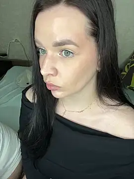 Snapshot of HellMoor chatting on September 2025 04:29:01 PM HellMoor online show from September 2025 04:29:01 PM