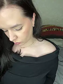 Snapshot of HellMoor chatting on September 2025 03:32:02 AM HellMoor online show from September 2025 03:32:02 AM