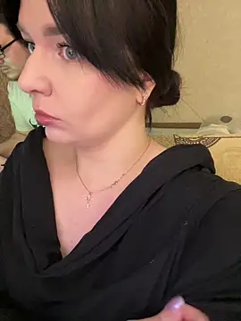 Snapshot of HellMoor chatting on February 2026 03:32:02 PM HellMoor online show from February 2026 03:32:02 PM