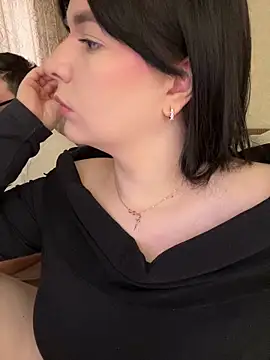 Snapshot of HellMoor chatting on February 2026 11:53:02 AM HellMoor online show from February 2026 11:53:02 AM