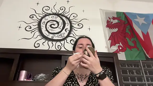 Snapshot of poppergirl69 chatting on October 2025 12:38:02 AM poppergirl69 online show from October 2025 12:38:02 AM