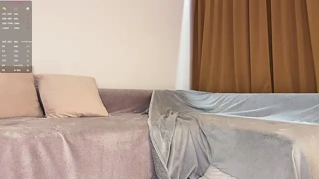 Snapshot of altxnani chatting on January 2025 12:39:01 AM altxnani online show from January 2025 12:39:01 AM