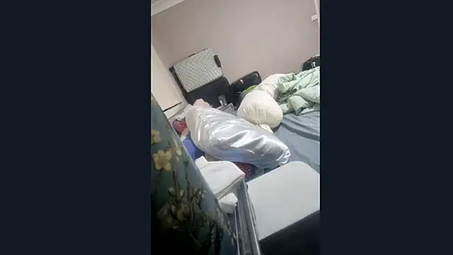 AmateurGuy23 online show from December 2024 03:31:01 PM