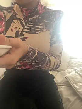 Snapshot of DulceMya6 chatting on September 2025 03:34:01 PM DulceMya6 online show from September 2025 03:34:01 PM