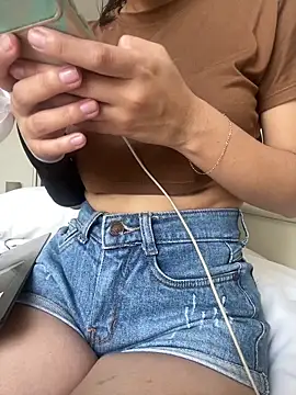 Snapshot of DulceMya6 chatting on February 2026 01:55:01 PM DulceMya6 online show from February 2026 01:55:01 PM