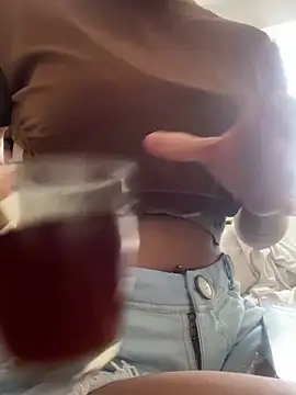 Snapshot of DulceMya6 chatting on March 2026 02:17:01 PM DulceMya6 online show from March 2026 02:17:01 PM