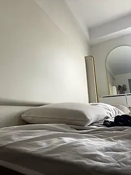 Snapshot of DulceMya6 chatting on April 2026 02:10:02 PM DulceMya6 online show from April 2026 02:10:02 PM