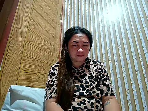 LalaiAsian online show from March 2026 07:38:01 PM