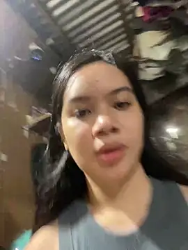 Hebefemme online show from March 2025 05:28:01 PM