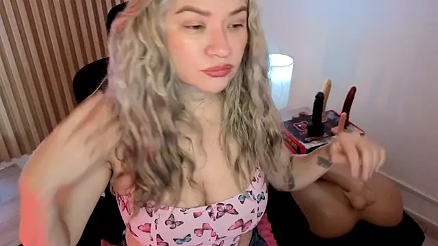 MarianL0ve online show from January 2026 10:31:02 AM